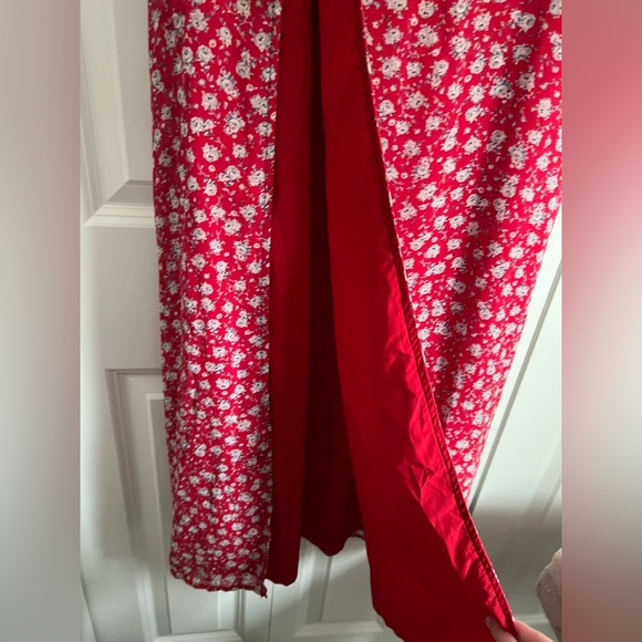 Gorgeous TOBI Maxi Dress with Slit - Picture 7 of 13